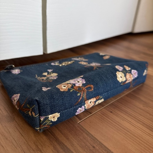 Coach zip top denim clutch with painted floral print - Picture 3 of 9
